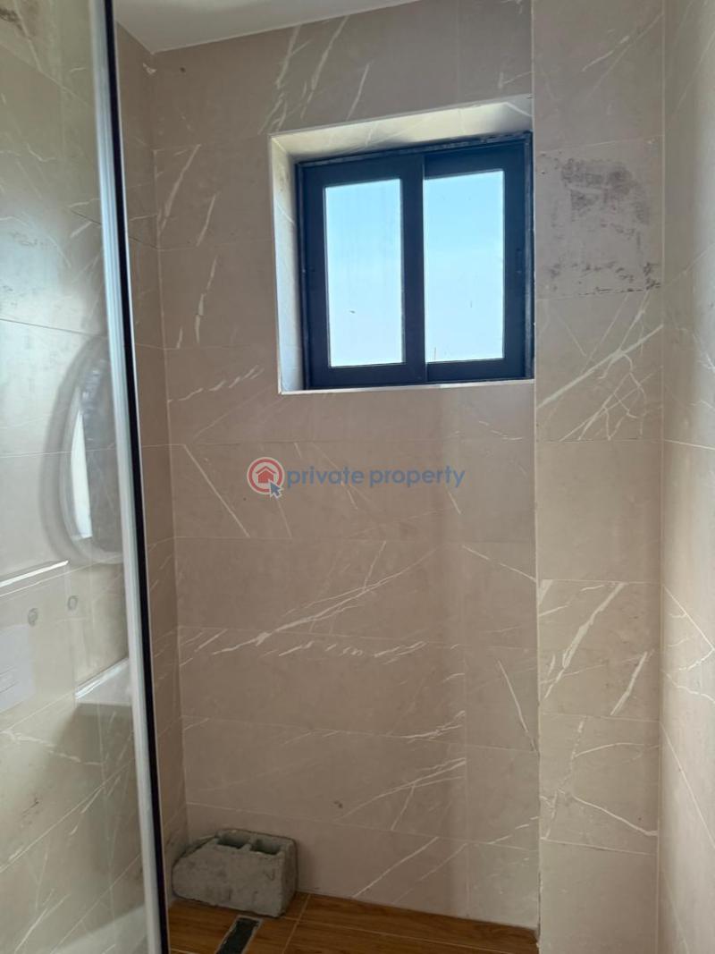 3 bedroom House For Sale Burma Hills East Airport Airport Residential Area Accra - 9