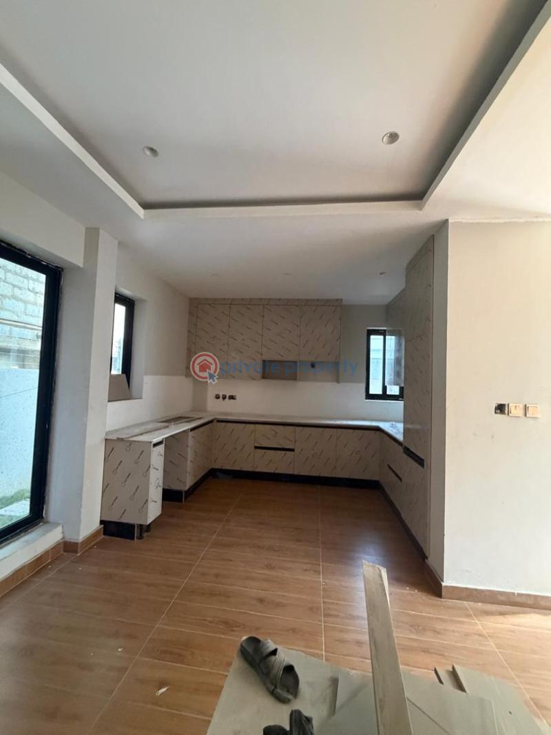 3 bedroom House For Sale Burma Hills East Airport Airport Residential Area Accra - 7