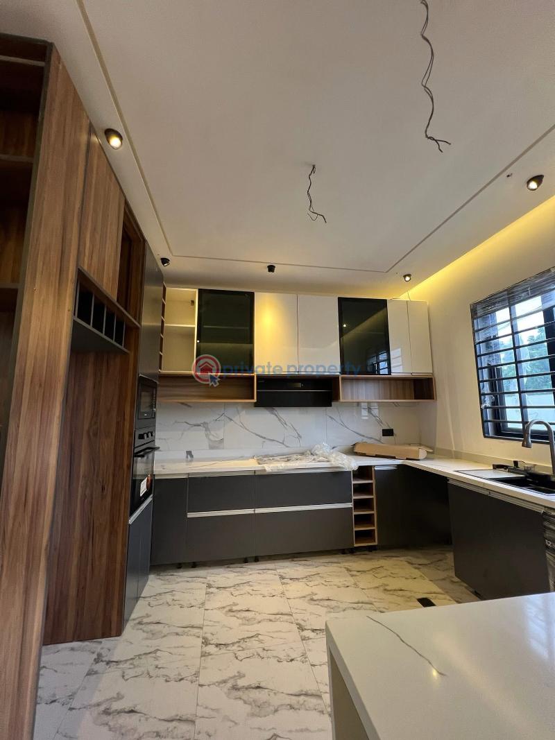 3 bedroom House For Sale Lakeside Estate Ashaley Botwe Adenta Municipal Accra - 8