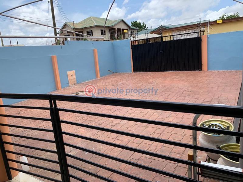 3 bedroom Semi detached Bungalow For Sale After Oyarifa Adenta Municipal Accra - 2