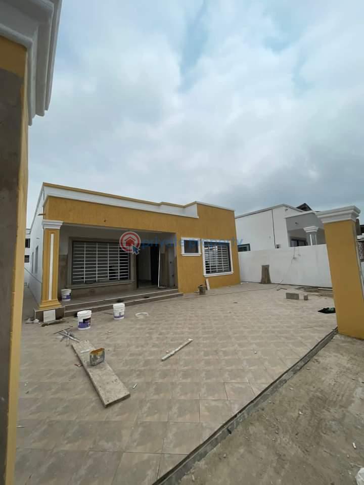 3 bedroom House For Sale Collins Dauda Area Comm 18 Spintex Accra - 10