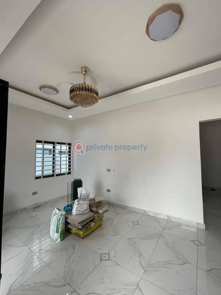 3 bedroom House For Sale Collins Dauda Area Comm 18 Spintex Accra (PID