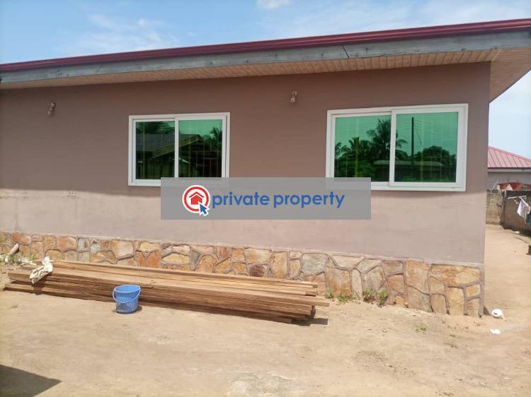 3 bedroom Townhouse For Sale &nbsp;obolo Estate, Along Kasoa Liberia Camp Stretch Kasoa Awutu-Senya East Central Region - 6