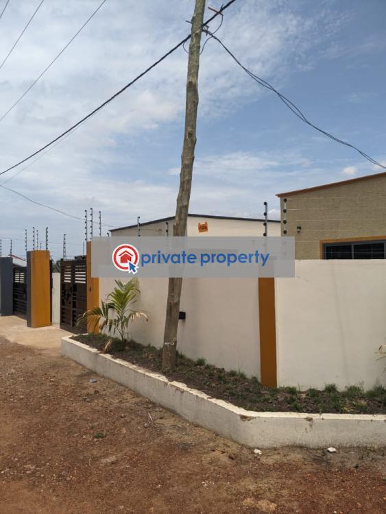 3 bedroom Detached Bungalow For Sale &nbsp;oyarifa Oyarifa La Nkwantanang Madina Municipal Accra - 2