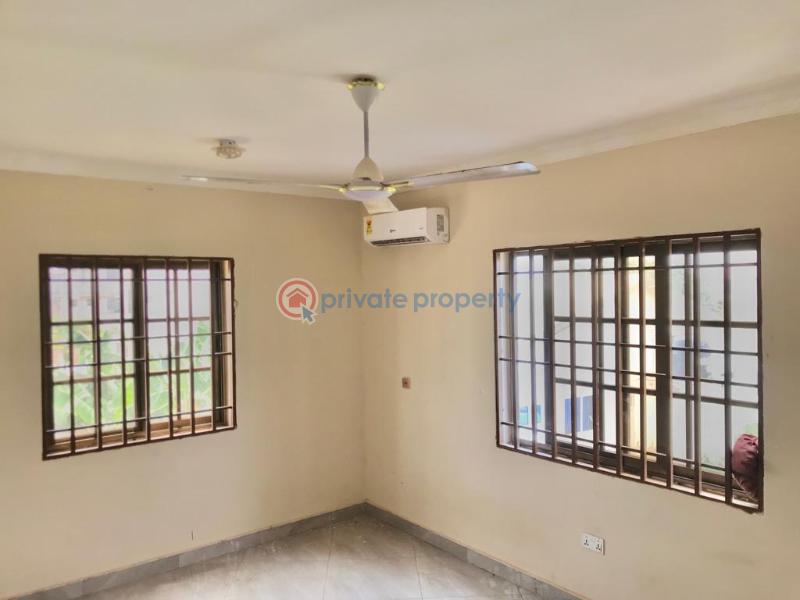 3 bedroom House For Sale Mayfair Estate Tse Addo Roundabout Accra - 7