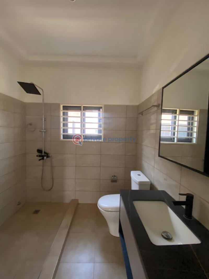4 bedroom House For Rent After Oyarifa Adenta Municipal Accra - 10