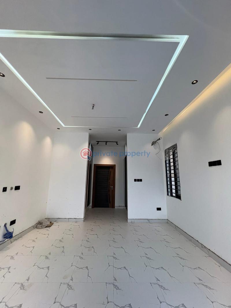 3 bedroom House For Sale Lakeside Estate Ashaley Botwe Adenta Municipal Accra - 4
