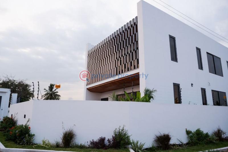 3 bedroom House For Sale Ashaley Botwe Adenta Municipal Accra - 1