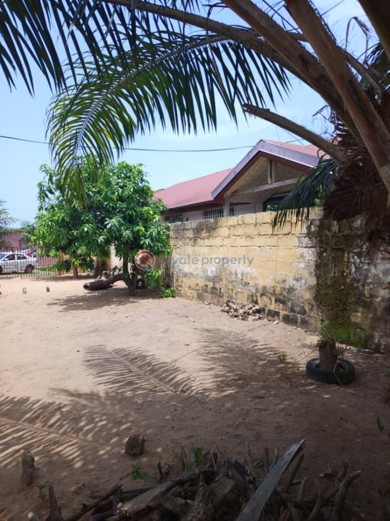 3 bedroom House For Sale Dansoman Accra - 4