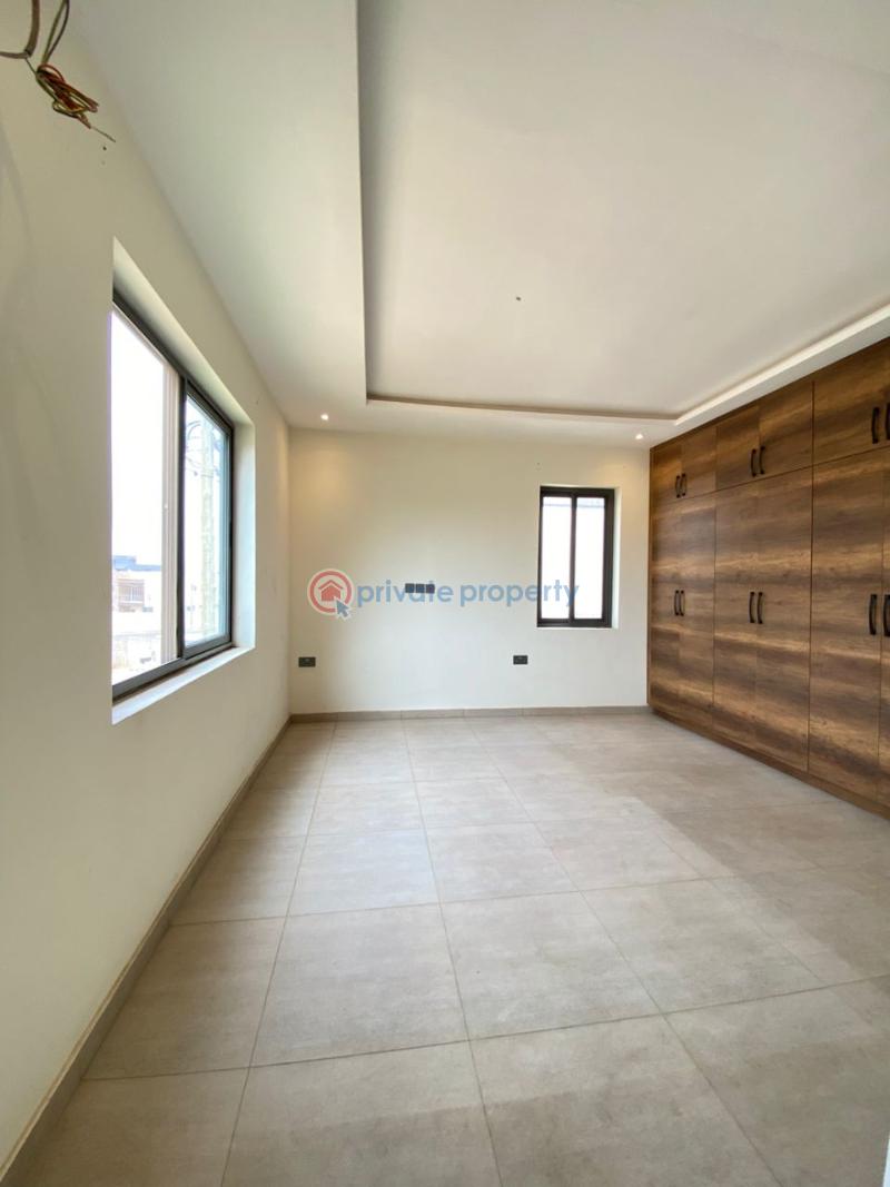 4 bedroom House For Rent East Airport Airport Residential Area Accra - 3