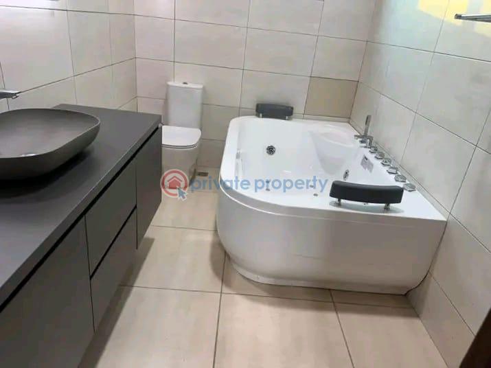 3 bedroom Apartment For Rent Tantra Hill Achimota Accra - 4