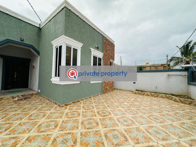 3 bedroom Detached Bungalow For Sale &nbsp;oyarifa Adenta Adenta Municipal Accra - 2