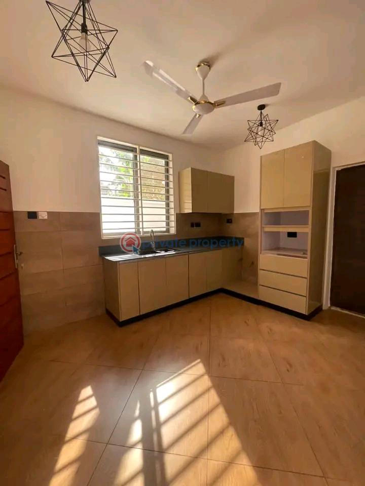3 bedroom House For Rent Comm 18 Spintex Accra - 3