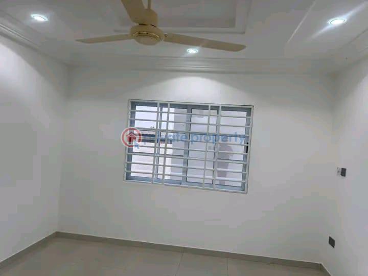 3 bedroom House For Sale Comm 18 Spintex Accra - 4