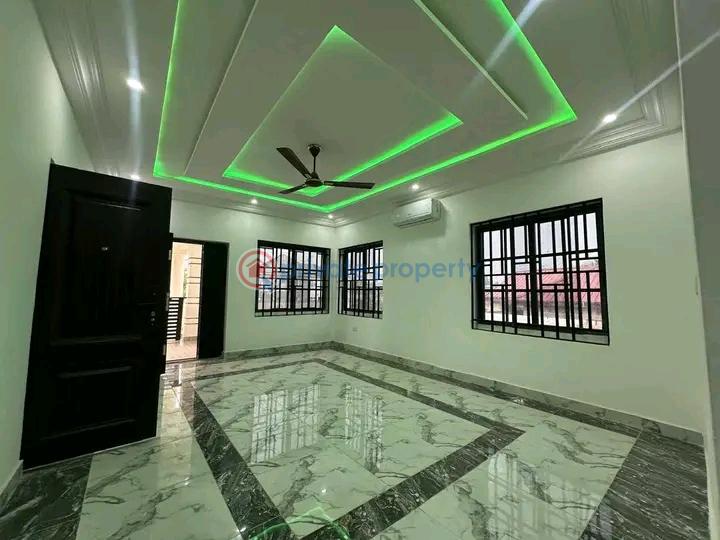 3 bedroom House For Rent Kwabenya Ga East Municipal Accra - 3