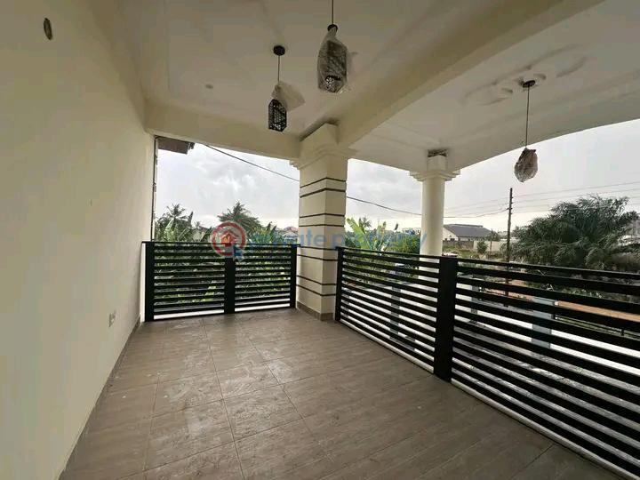 3 bedroom House For Rent Kwabenya Ga East Municipal Accra - 4