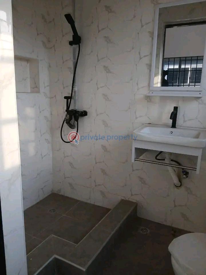 3 bedroom House For Sale Ogbojo Adenta Municipal Accra - 8
