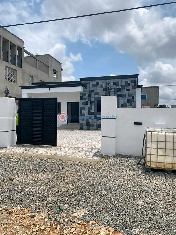 3 bedroom House For Sale Spintex Accra - 9