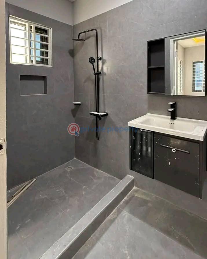 3 bedroom House For Rent Comm.18 Spintex Accra - 4