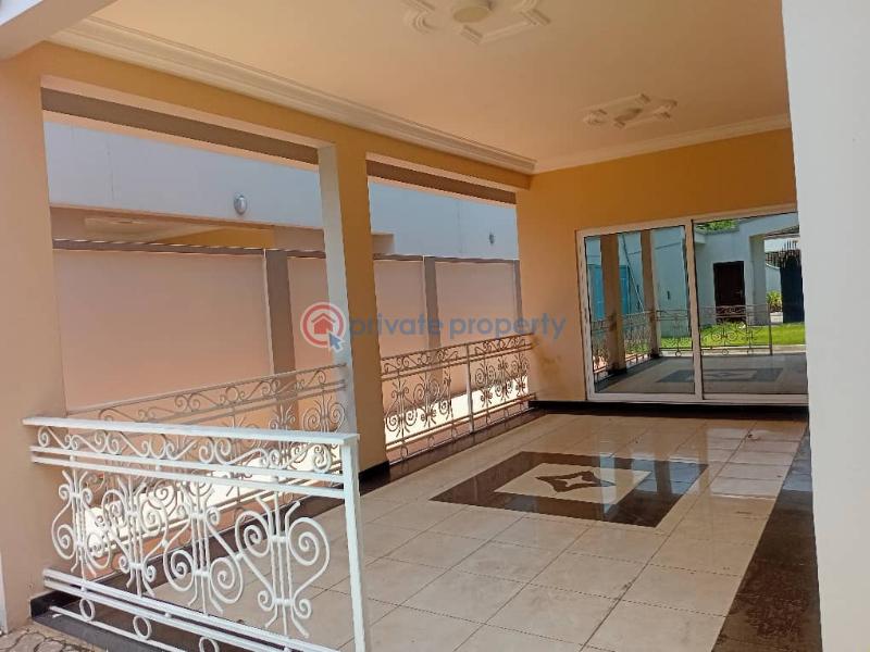 3 bedroom Semi detached Duplex For Rent Airport Residential Area Accra - 11