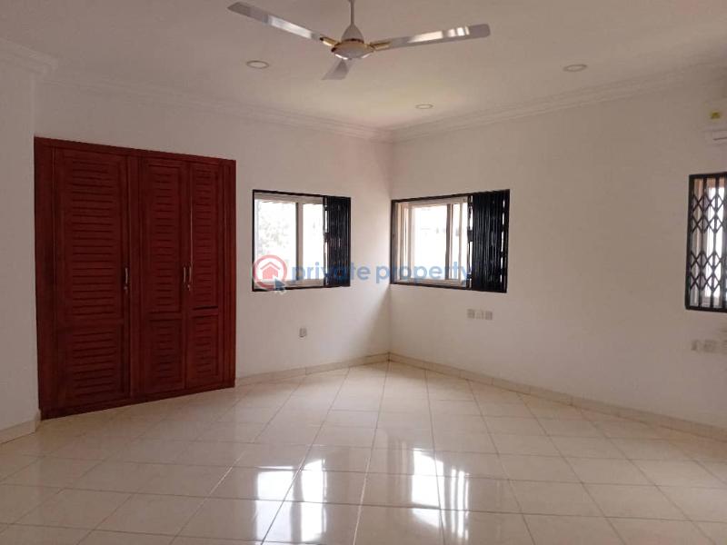 3 bedroom Semi detached Duplex For Rent Airport Residential Area Accra - 4