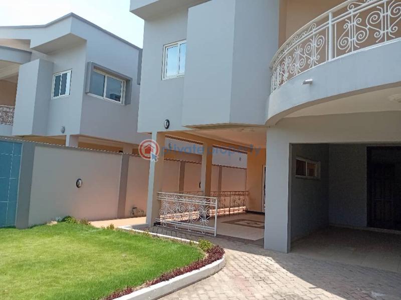 3 bedroom Semi detached Duplex For Rent Airport Residential Area Accra - 0