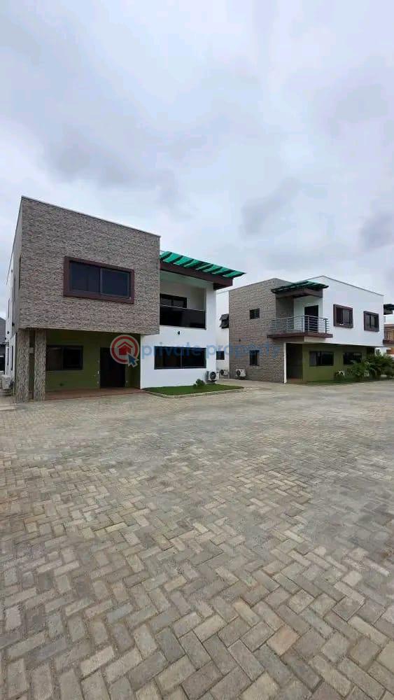3 bedroom Townhouse For Sale Adjiriganor East Legon Accra - 0