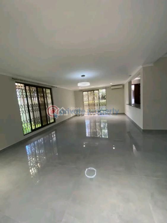 3 bedroom Townhouse For Rent Cantonments Accra - 6