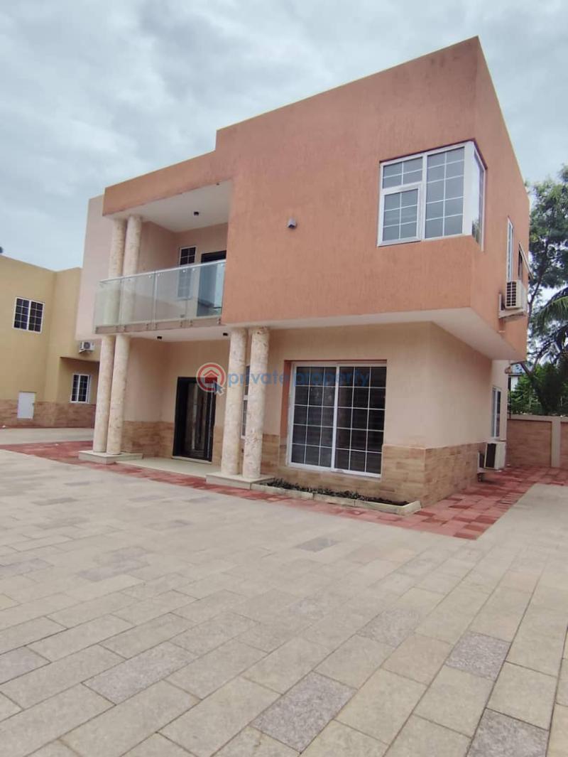 3 bedroom Townhouse For Rent Dzorwulu Accra - 0