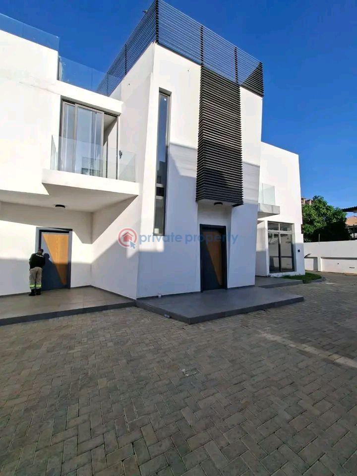 4 bedroom Townhouse For Sale North Legon Accra - 0
