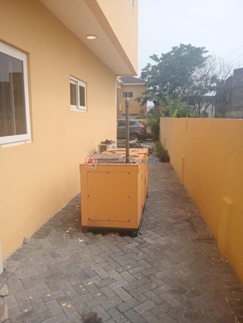 4 bedroom House For Rent Airport Residential Area Accra - 8