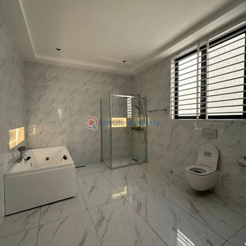 4 bedroom House For Sale Ars Roundabout Ogbojo Adenta Municipal Accra - 9