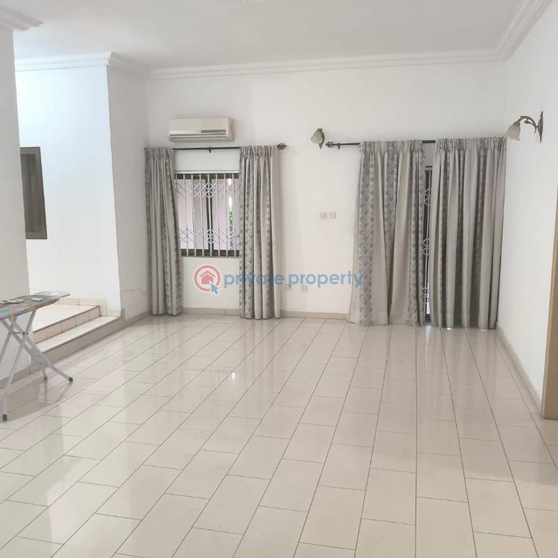 4 bedroom House For Rent Spintex Road Accra - 3