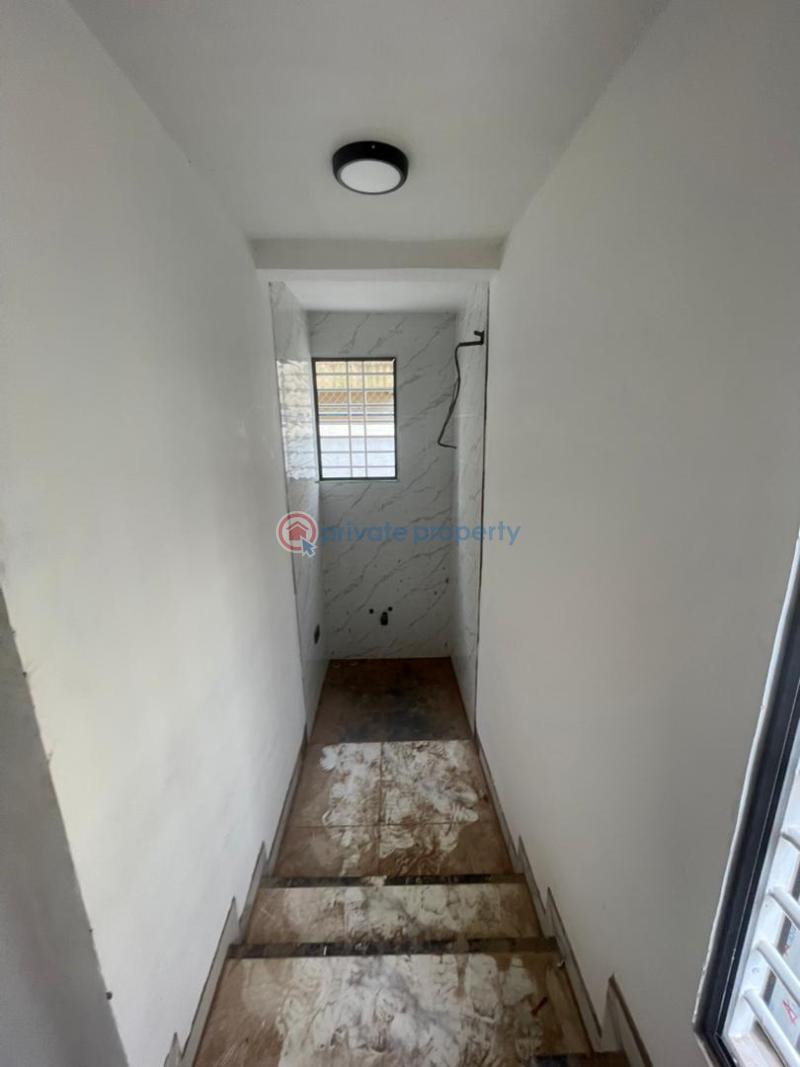 4 bedroom House For Sale Adjiringanor East Legon Accra - 4