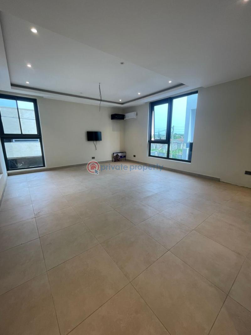4 bedroom House For Sale Baatsonaa Spintex Accra - 7