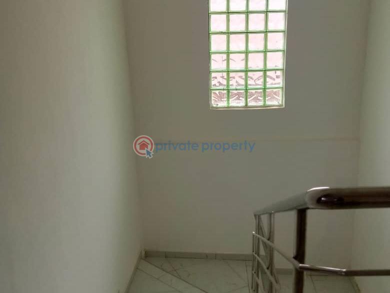 4 bedroom House For Rent Lakeside Estate Ashaley Botwe Adenta Municipal Accra - 4
