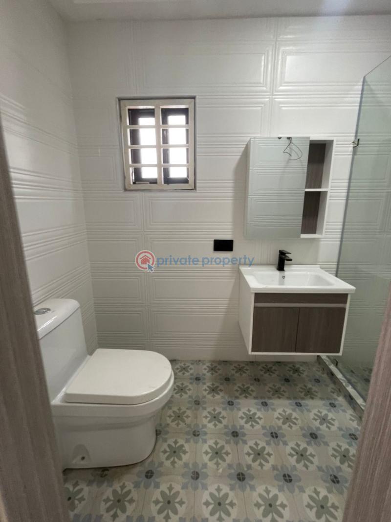 4 bedroom House For Sale Lashibi Spintex Accra - 12