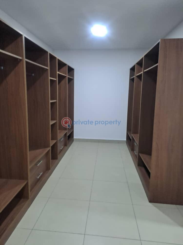 4 bedroom Townhouse For Rent Airport Residential Area Accra - 6