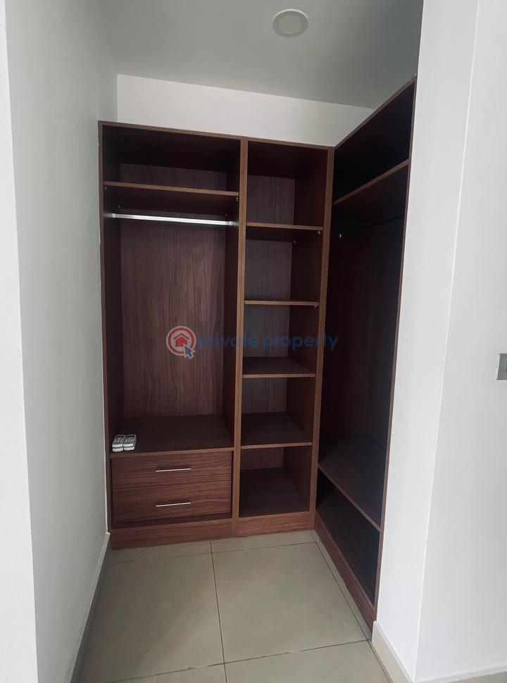4 bedroom Townhouse For Rent Airport Residential Area Accra - 2