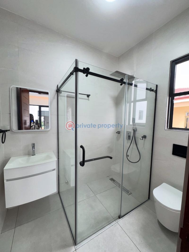 4 bedroom House For Sale Oyarifa La Nkwantanang Madina Municipal Accra - 10