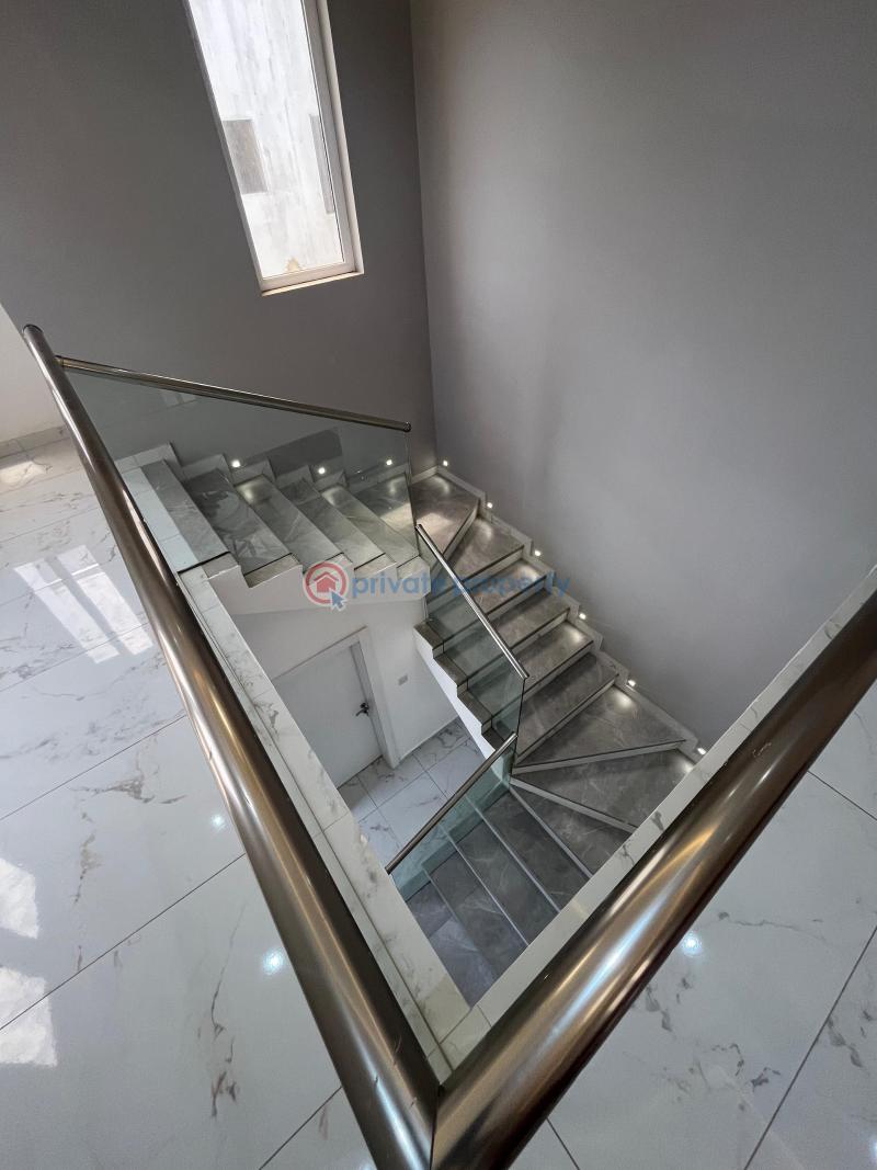 4 bedroom House For Sale East Airport Airport Residential Area Accra - 15