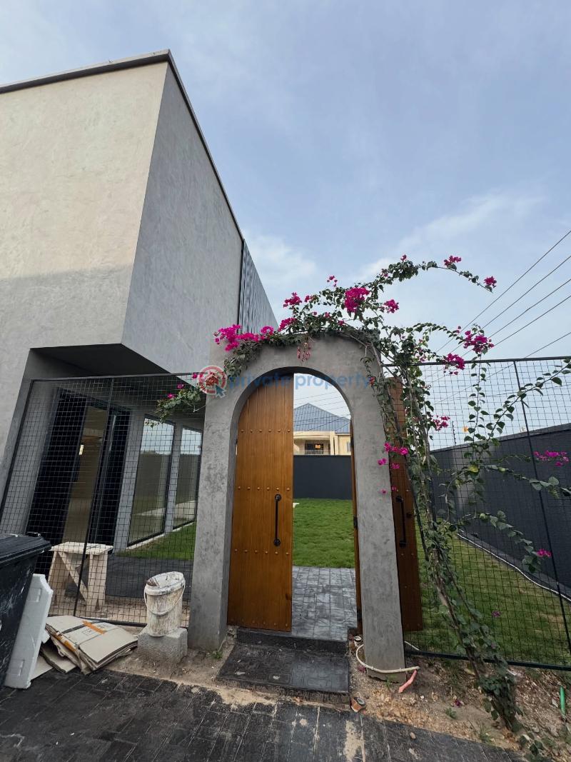 4 bedroom House For Sale Tse Addo Accra - 1