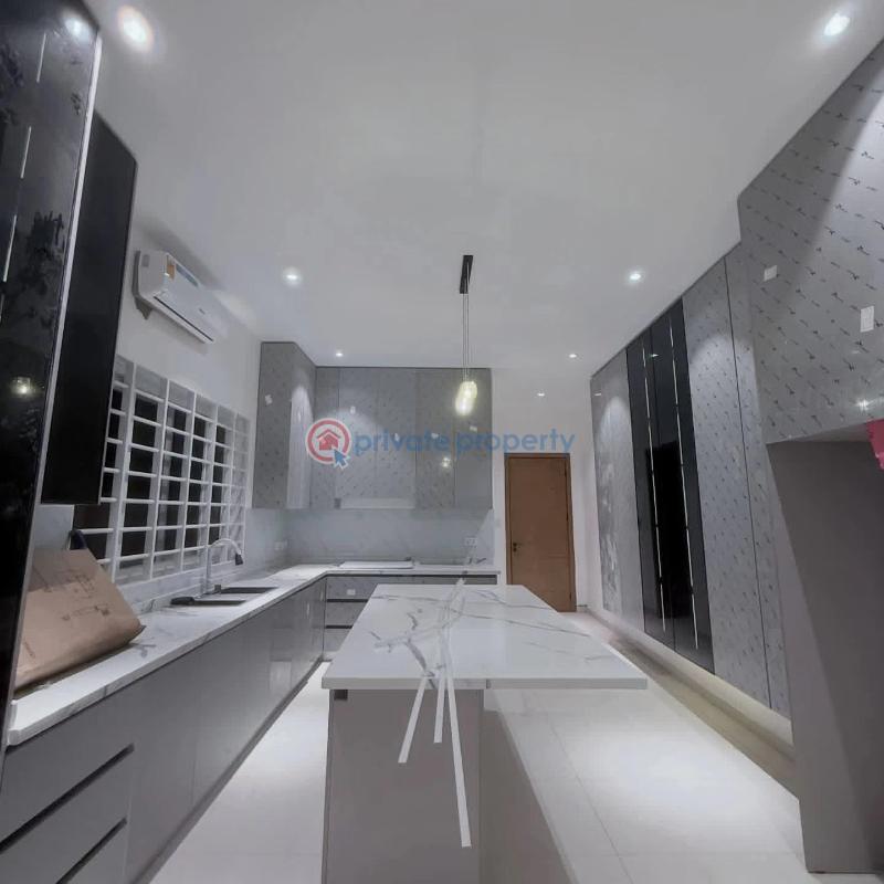 4 bedroom House For Sale Sakumono Spintex Accra - 9