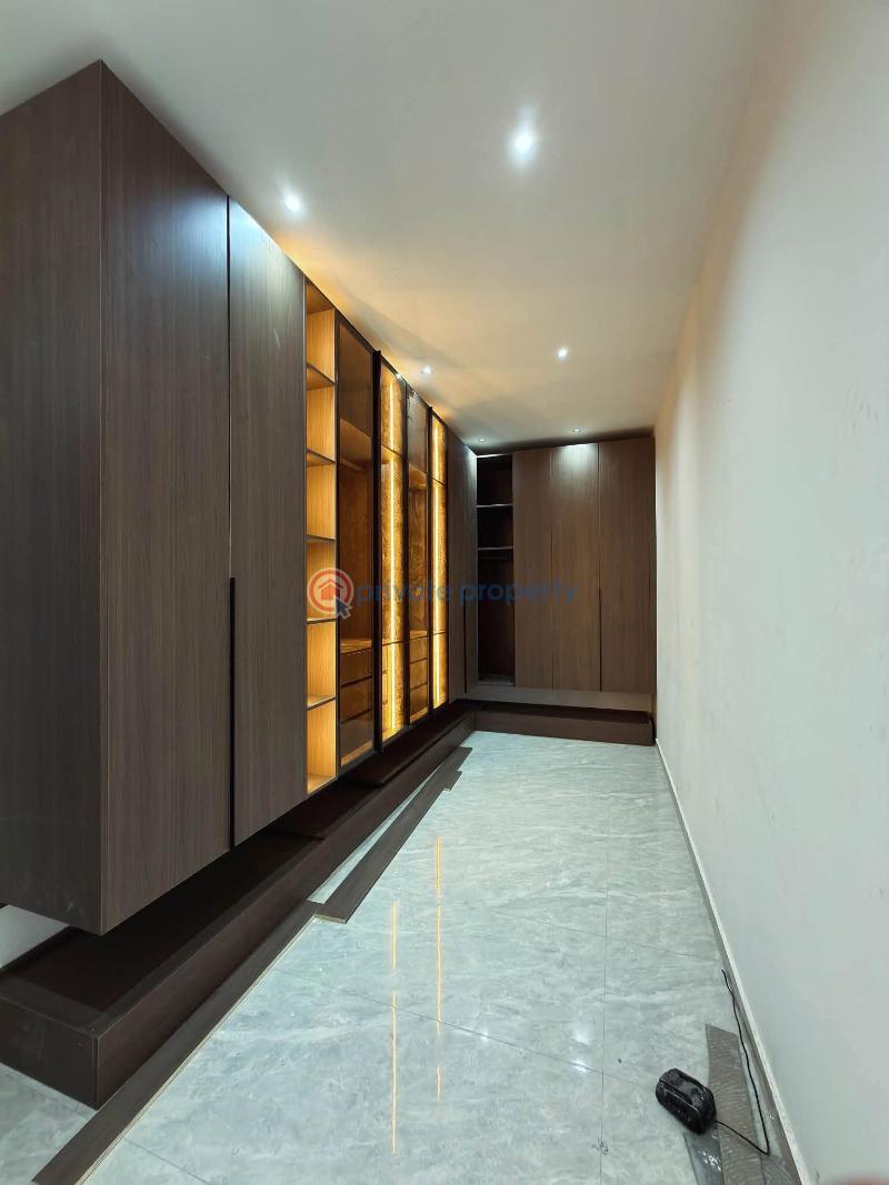 4 bedroom House For Sale Adjiringanor East Legon Accra - 7