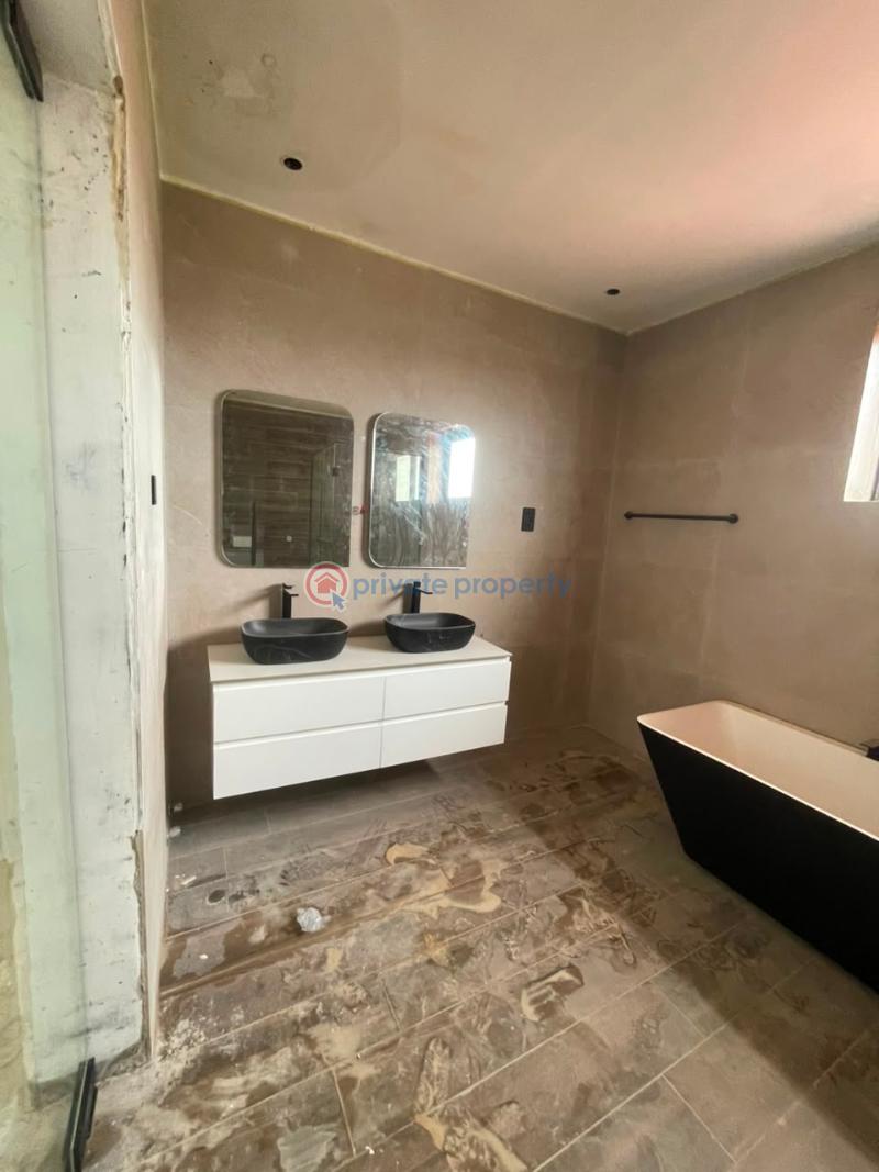 4 bedroom House For Sale Tse Addo Accra - 8