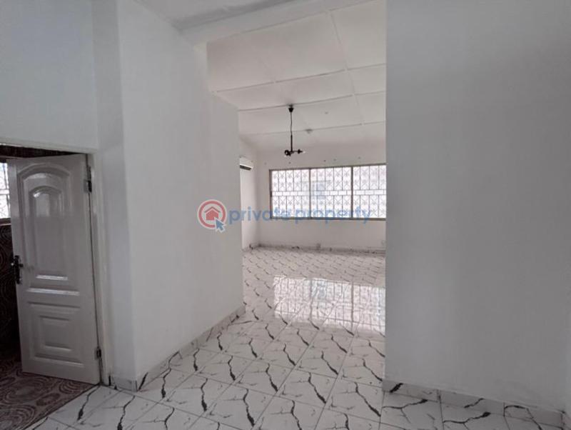 4 bedroom House For Rent Accra Ghana Cantonments  - 4