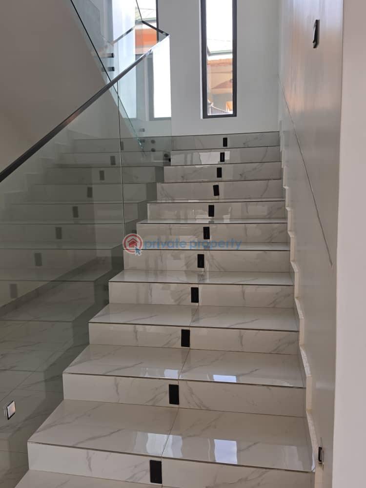 4 bedroom House For Sale Amrahia Adenta Municipal Accra - 6