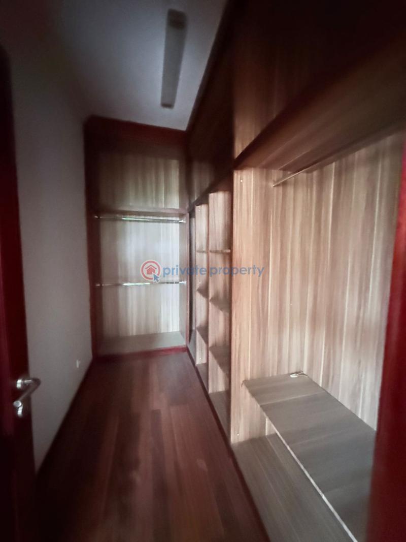 4 bedroom House For Rent East La La Dade Kotopon Municipal Accra - 7