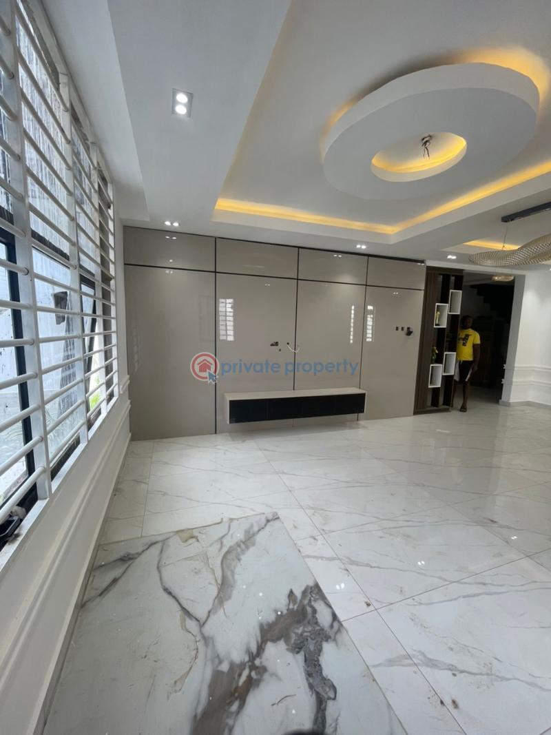 4 bedroom House For Sale Lashibi Spintex Accra - 6