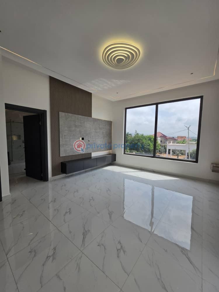 4 bedroom House For Sale Amrahia Adenta Municipal Accra - 5